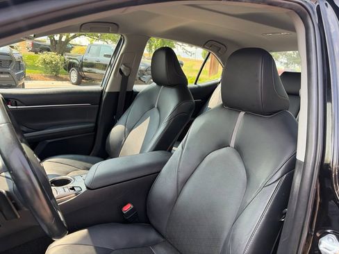 Used 2023 Toyota Camry XSE FWD image 24