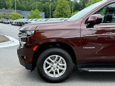 Used 2023 Chevrolet Tahoe LT RWD image 11