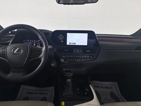 Used 2025 Lexus ES 350 w/ Premium Package FWD image 34