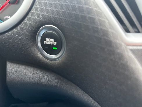 Used 2023 Chevrolet Malibu LT image 32