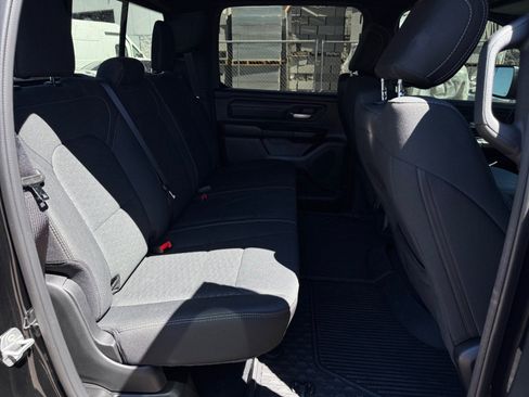 Used 2026 RAM 1500 Express AWD/4WD image 28