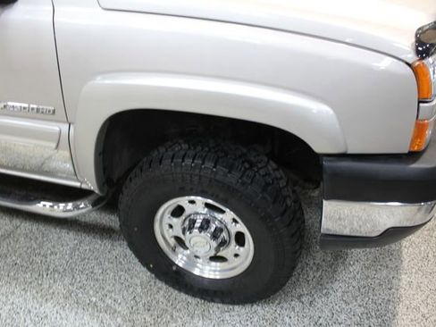 Used 2006 Chevrolet Silverado 2500 LT w/ Onstar Plus Package image 10