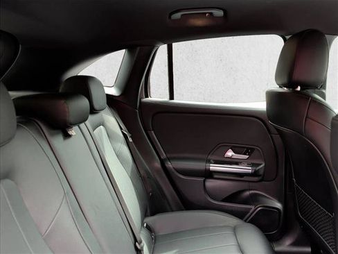 Used 2022 Mercedes-Benz GLA 250 w/ Premium Package Lite image 23
