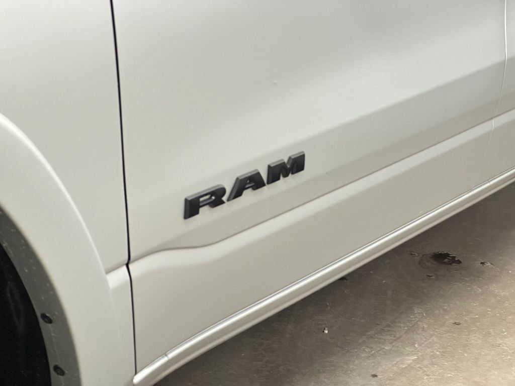 New 2026 RAM 1500 Big Horn AWD/4WD image 16
