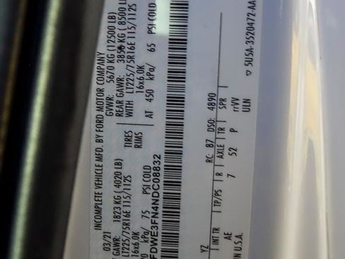 Used 2022 Ford E-350 and Econoline 350 Super Duty image 23