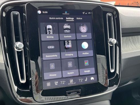 New 2026 Volvo EX40 Plus w/ Climate Package image 22