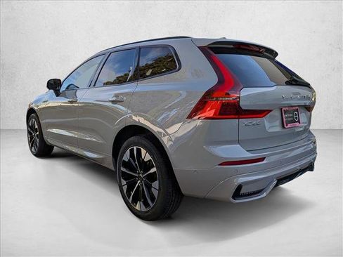 Certified 2026 Volvo XC60 B5 Plus w/ Climate Package image 8