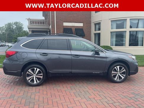 Used 2019 Subaru Outback 2.5i Limited AWD/4WD image 7