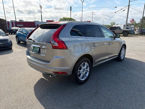 Used 2016 Volvo XC60 T5 Premier image 3