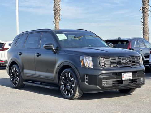 Used 2024 Kia Telluride SX w/ Towing Package image 8