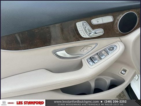 Used 2017 Mercedes-Benz GLC 300 4MATIC image 15