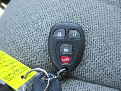 Used 2025 Chevrolet Express 3500 LS RWD image 16