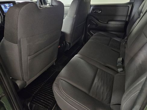 Used 2022 Nissan Frontier SV image 25