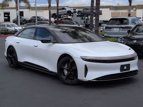 Used 2025 Lucid Air Grand Touring AWD/4WD image 2