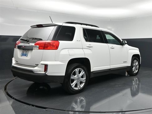 Used 2017 GMC Terrain SLE w/ Driver Alert Package I FWD image 6