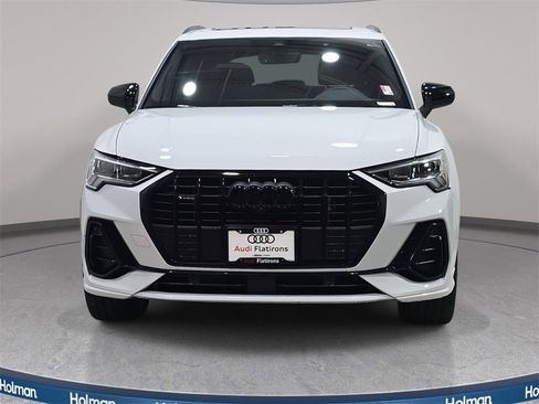 Used 2025 Audi Q3 2.0T Premium Plus w/ Premium Plus Package image 3