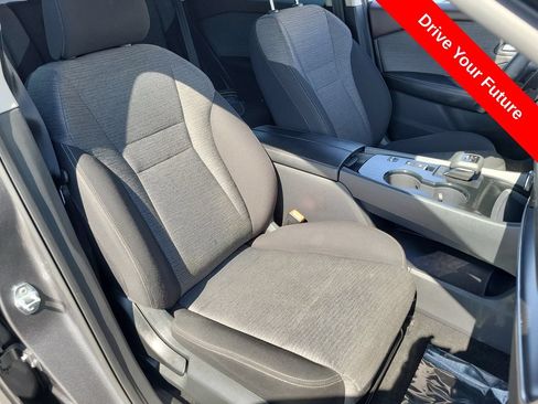 Used 2023 Nissan Rogue SV FWD image 20