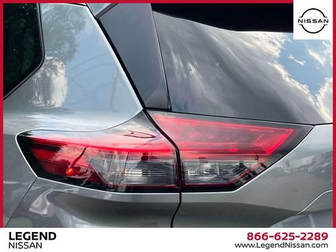 Certified 2026 Nissan Rogue SV AWD/4WD image 11