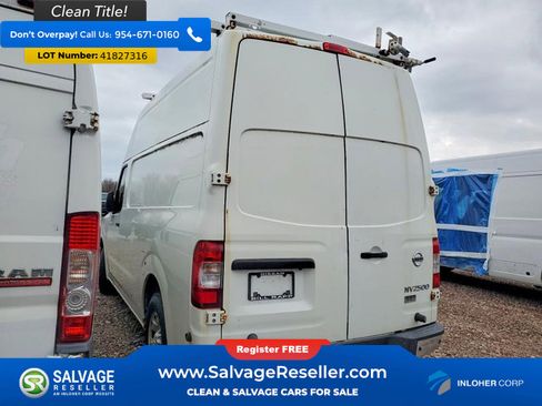 Used 2013 Nissan NV 2500 SV w/ Technology Pkg image 3