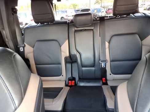 Certified 2022 Ford Bronco Wildtrak AWD/4WD image 4