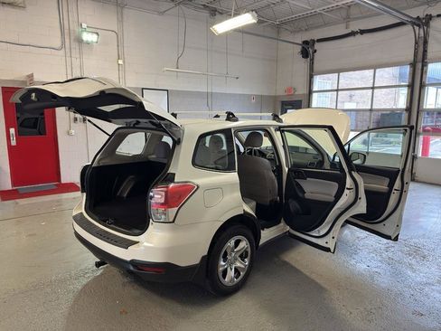 Used 2018 Subaru Forester 2.5i image 14