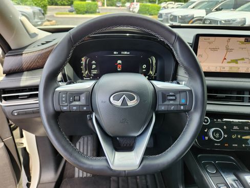 Used 2023 INFINITI QX60 Sensory w/ Cargo Package AWD/4WD image 18