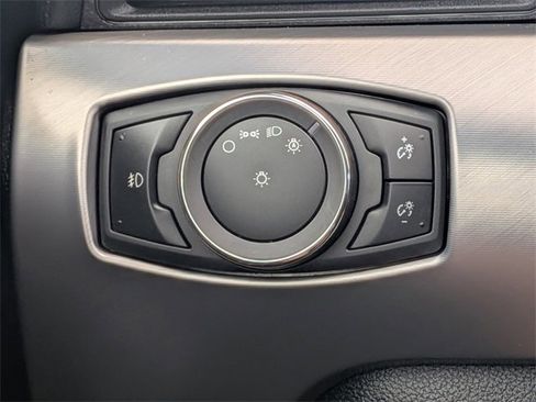 Used 2019 Ford Mustang Premium image 27