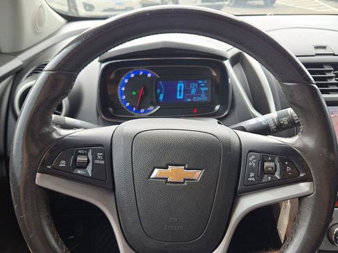 Used 2016 Chevrolet Trax LT w/ LT Convenience Package FWD image 28
