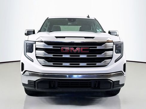 Used 2023 GMC Sierra 1500 SLE AWD/4WD image 2