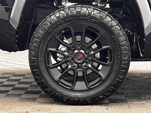 Used 2025 Toyota Tundra Limited image 14