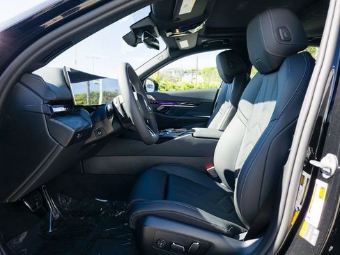 New 2026 BMW i5 eDrive40 w/ M Sport Package image 7