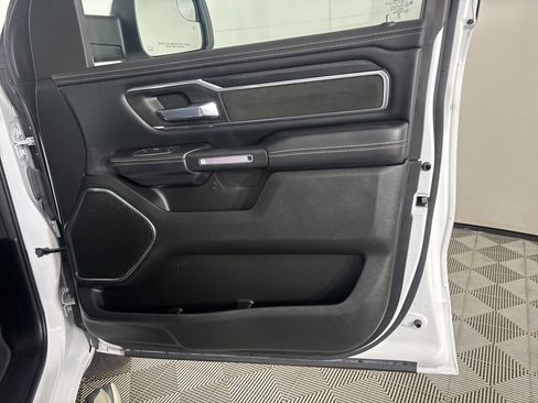 Used 2024 RAM 1500 Laramie AWD/4WD image 32