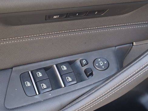 Used 2023 BMW 530i w/ Premium Package RWD image 21