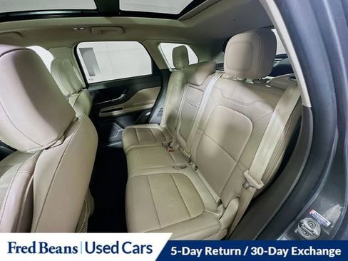 Certified 2022 Lincoln Corsair Standard w/ Premium Package image 27