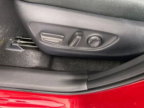 New 2025 Toyota RAV4 XLE w/ Convenience Package image 9