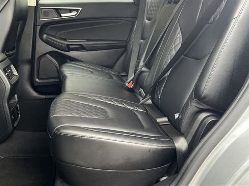 Used 2024 Ford Edge Titanium image 14