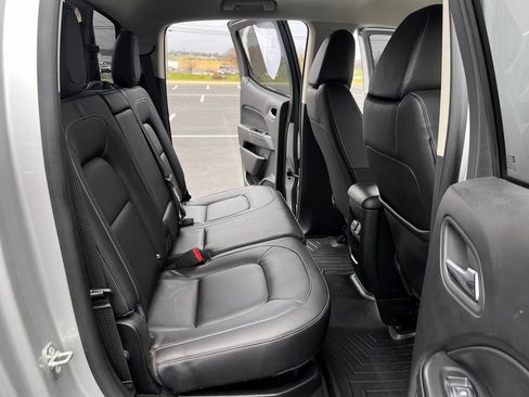 Used 2018 Chevrolet Colorado ZR2 image 17