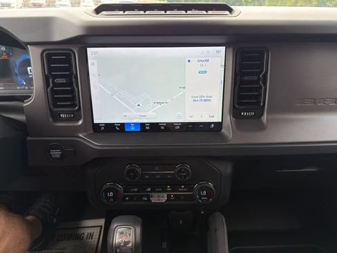 Used 2025 Ford Bronco Badlands w/ Sasquatch Package AWD/4WD image 22