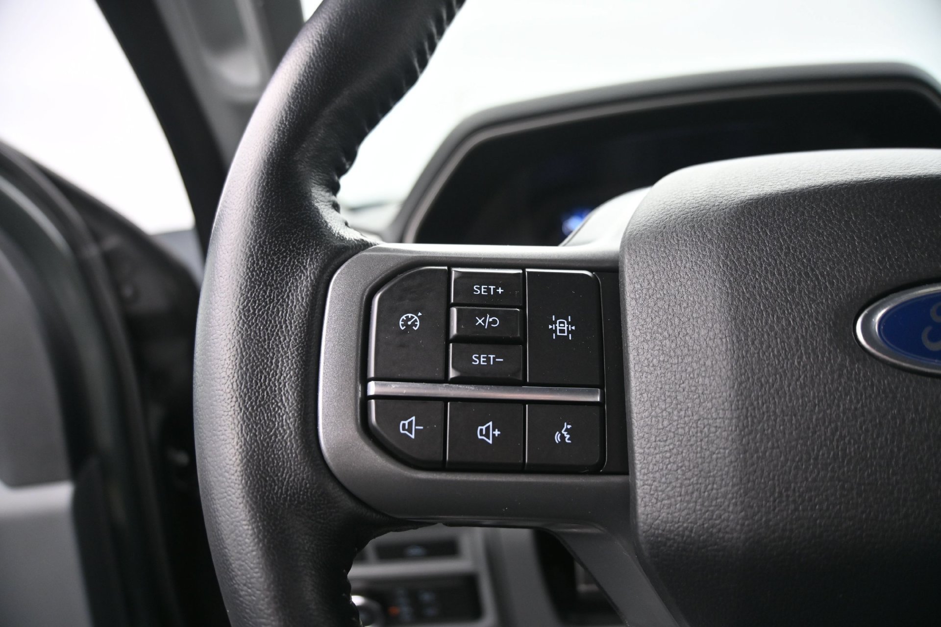 Used 2021 Ford F150 XLT w/ Equipment Group 302A High AWD/4WD image 22