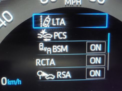 Used 2023 Toyota RAV4 XLE FWD image 25