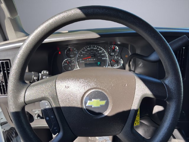 Used 2025 Chevrolet Express 2500 w/ Driver Convenience Package RWD image 15