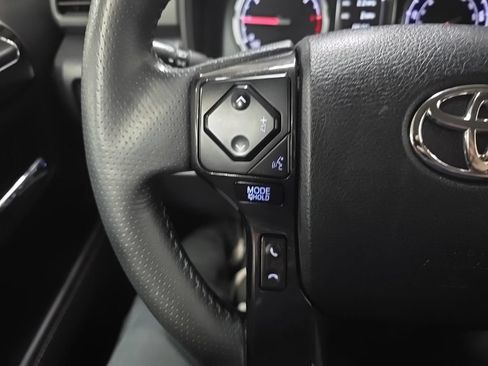 Used 2021 Toyota 4Runner TRD Off-Road Premium w/ Moonroof Package AWD/4WD image 21
