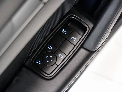 Used 2024 Porsche 911 Carrera image 35