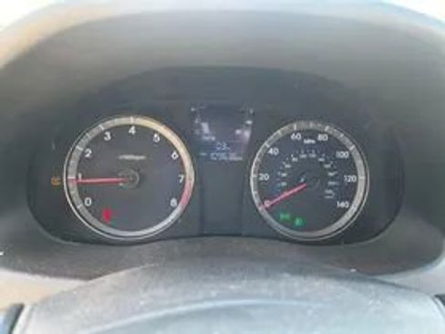 Used 2013 Hyundai Accent SE image 26