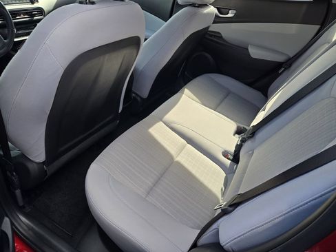 Used 2023 Hyundai Kona SEL w/ Convenience Package FWD image 11