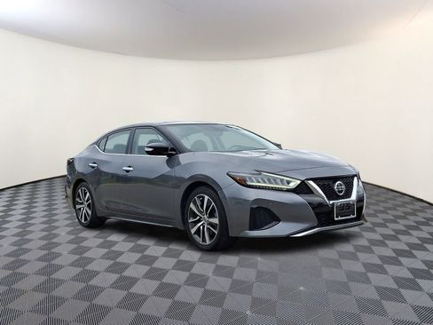 Used 2019 Nissan Maxima 3.5 SL w/ Floor Mat Group FWD image 4