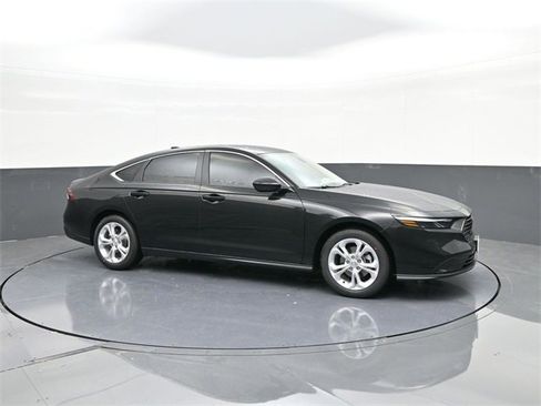 New 2025 Honda Accord LX image 13