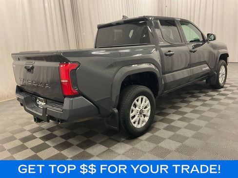 Used 2025 Toyota Tacoma SR5 AWD/4WD image 3