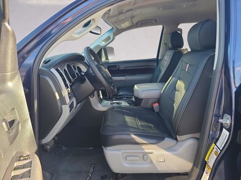 Used 2012 Toyota Tundra 4x4 CrewMax w/ SR5 Pkg image 11