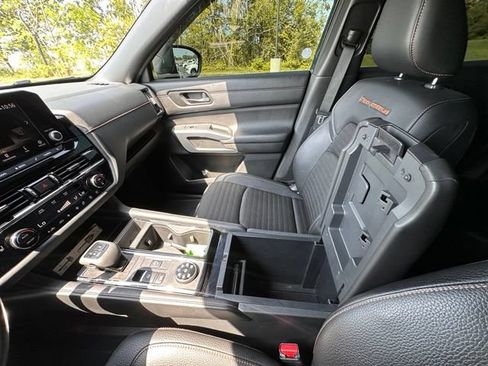 Used 2023 Nissan Pathfinder Rock Creek AWD/4WD image 25